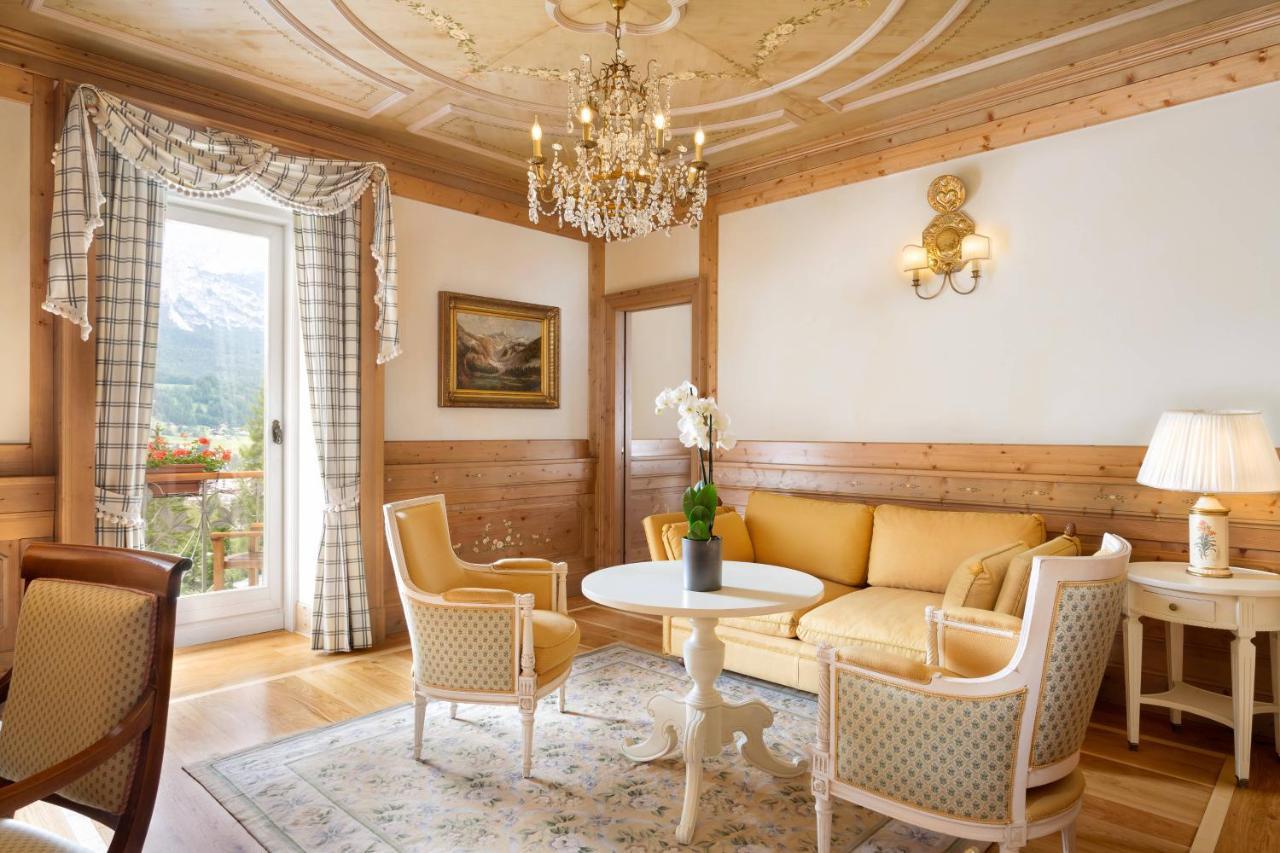 Cristallo, A Luxury Collection Resort & Spa, Cortina D 'Ampezzo Кортина д'Ампецо Екстериор снимка